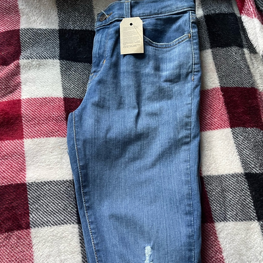 710 Levis